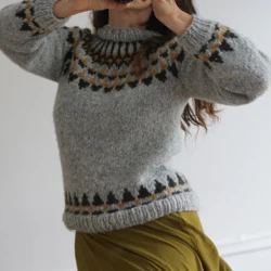 Gepard Sweater or vest with Icelandic yoke