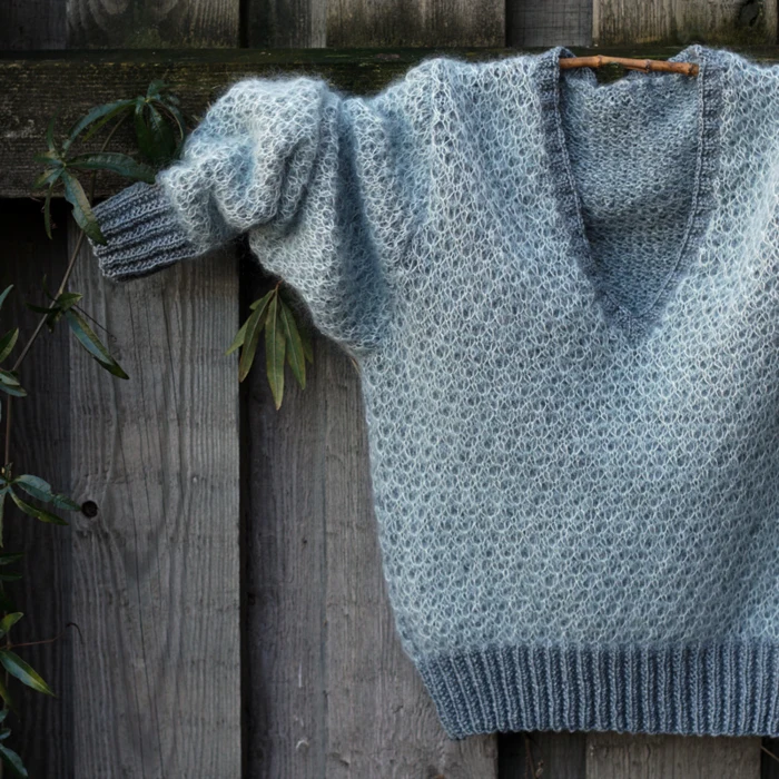 Gepard Spring V-neck sweater