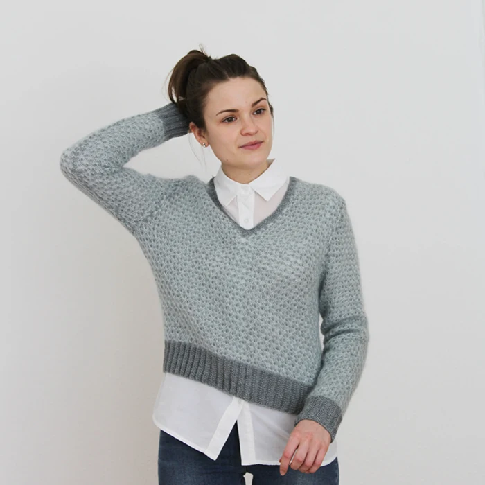 Gepard Spring V-neck sweater D