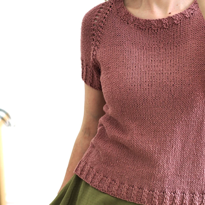 Gepard Top with raglan and cable arms