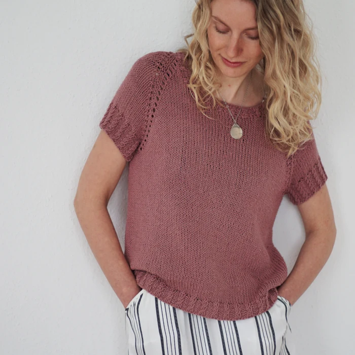 Gepard Top with raglan and cable arms D