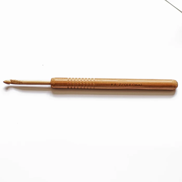 Koshitsu - Crochet Hook with Bamboo tip