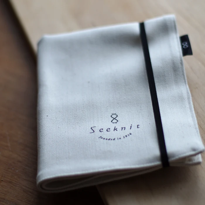Seeknit case